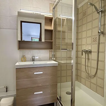 펜션 Maison 2 Pieces Avec Mezzanine, Piscine Et Parking Prives, 6 Couchages A 700m De La - - Fr-1-225-74 아르젤레쉬르메르
