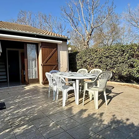 別荘 Maison 2 Pieces Avec Mezzanine, Piscine Et Parking Prives, 6 Couchages A 700m De La - - Fr-1-225-74 *